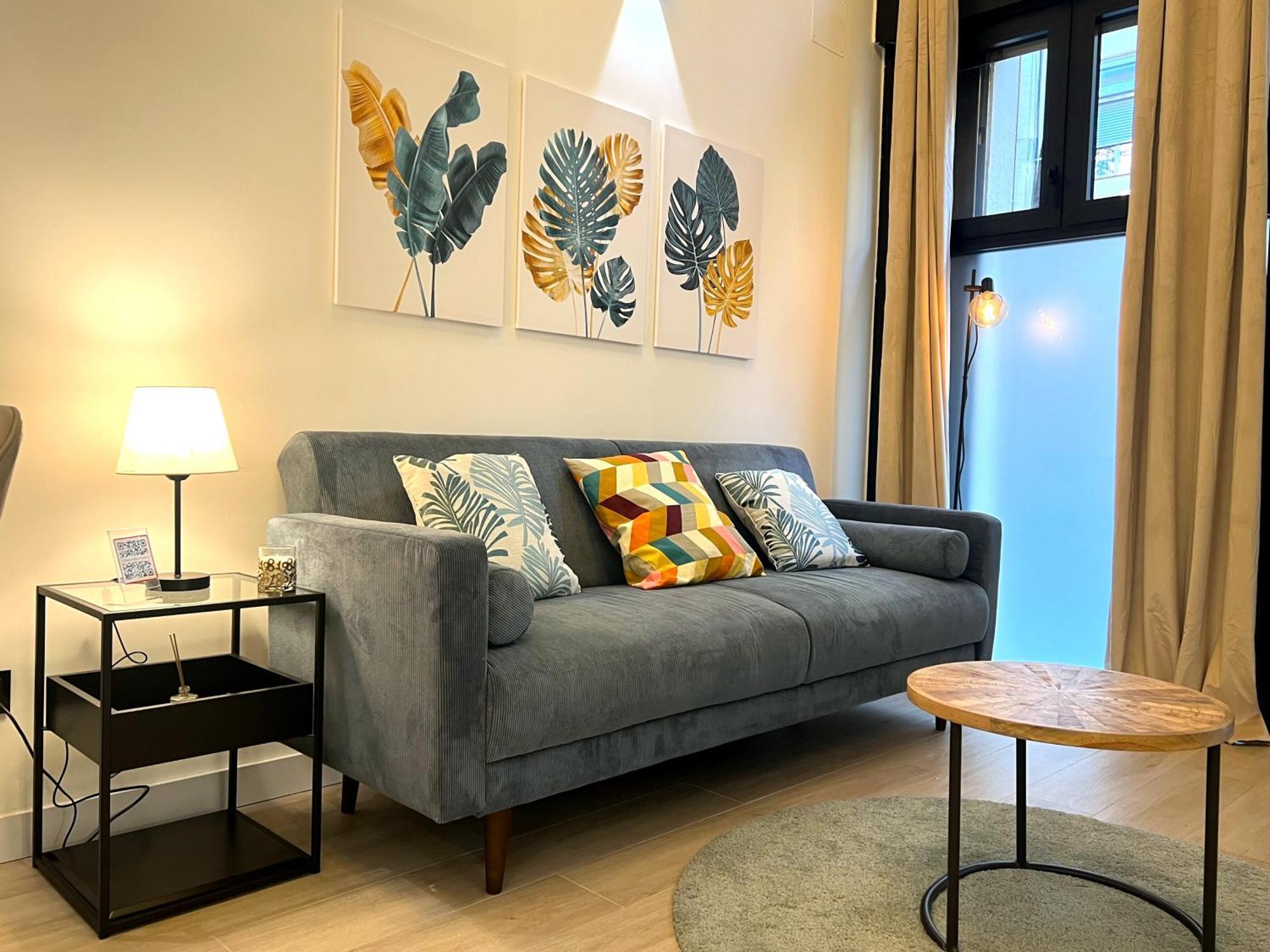 Appartamento Duplex Moderno Y Acogedor Junto A Atocha Madrid Esterno foto