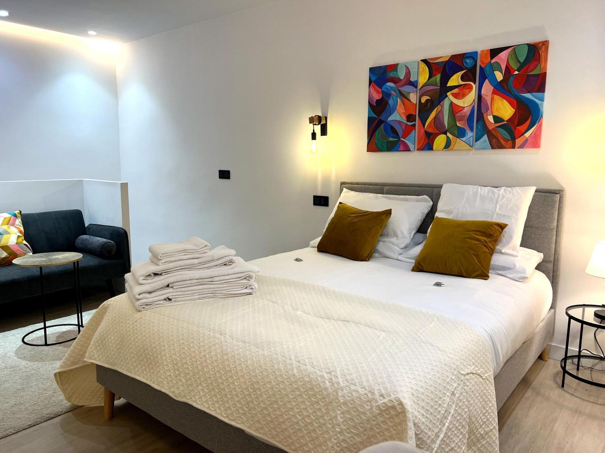 Appartamento Duplex Moderno Y Acogedor Junto A Atocha Madrid Esterno foto